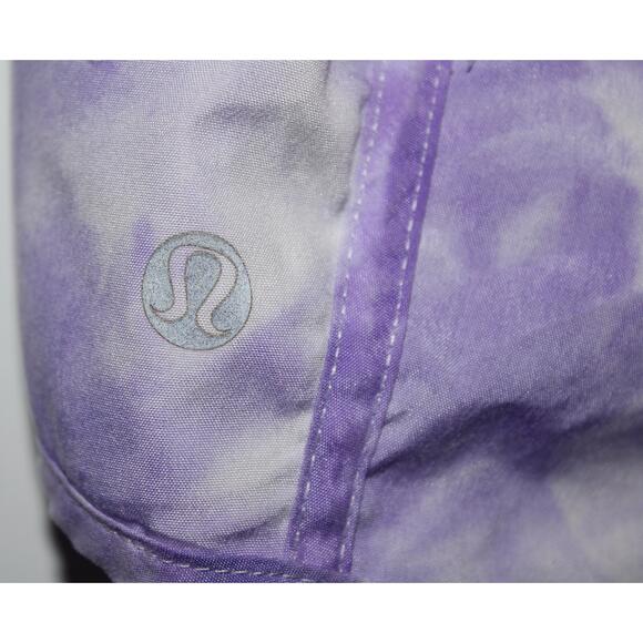 Lululemon 4" Hotty Hot Shorts Purple White Tie Dye Athletic Running Short Size 4 - Picture 6 of 6